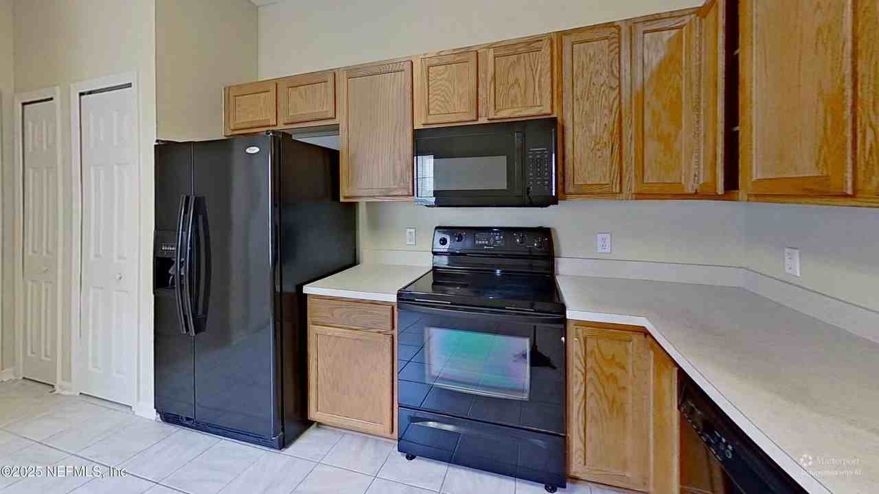 1209 Southern Stream Ct - Photo 7 of 19