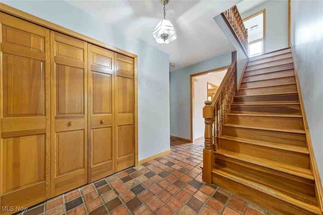 1720 Stine Rd - Photo 2 of 50