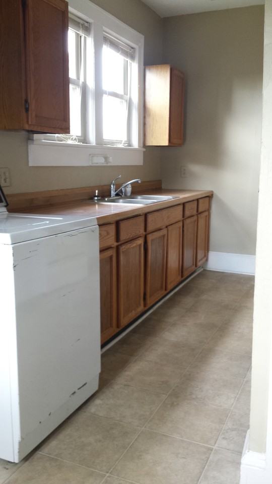 173 Laconia Ave NE - Photo 2 of 7