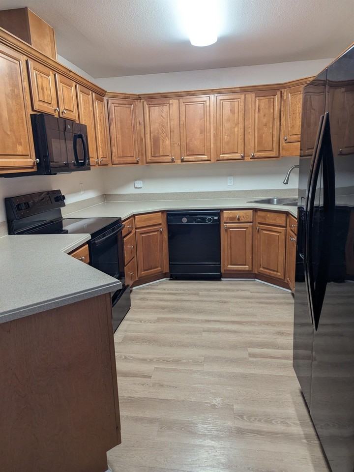 2410 Quazar Circle #2 - Photo 7 of 19