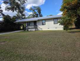 195 Se Woodlawn St - Photo 1 of 1