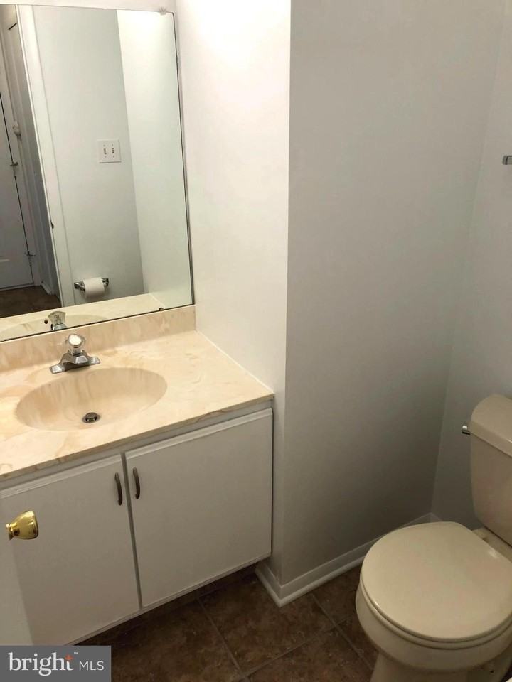 56 Burgundy Dr - Photo 2 of 27