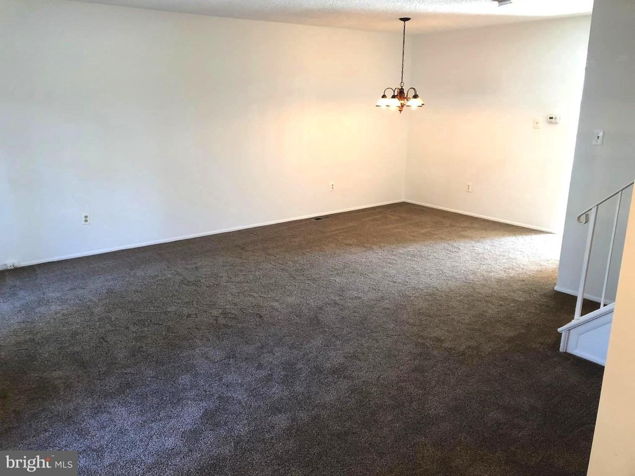 56 Burgundy Dr - Photo 3 of 27