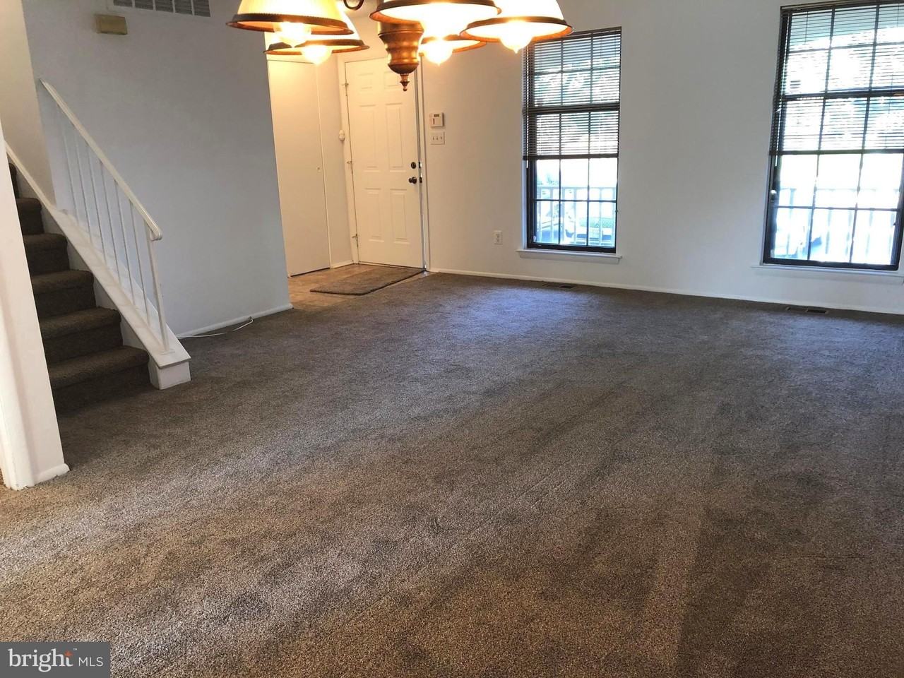 56 Burgundy Dr - Photo 5 of 27