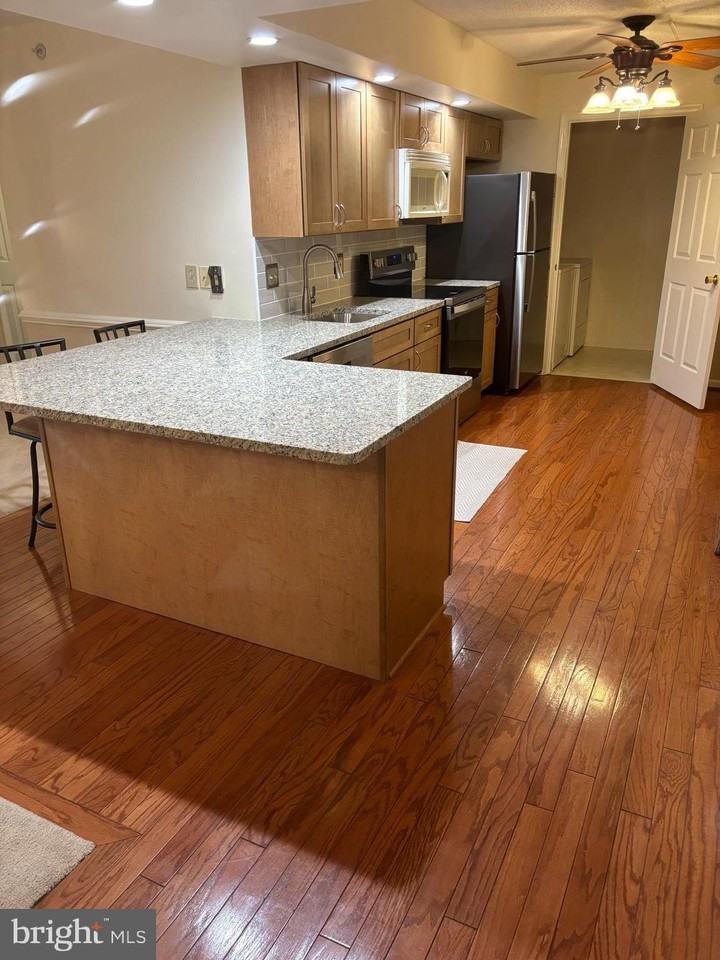 620 Brandon Rd - Photo 5 of 19