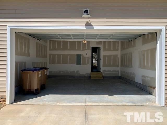 821 Trinity Park Dr - Photo 5 of 24