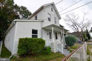 605 W 3rd St - Photo 1 of 1