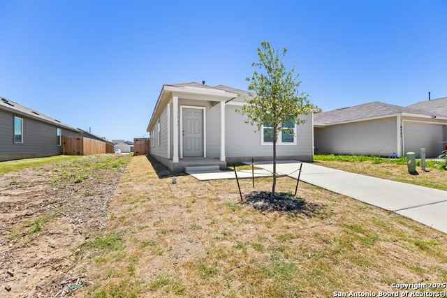 8527 Astral Place - Photo 2 of 25