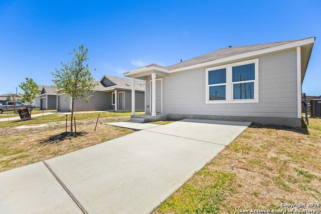 8527 Astral Place - Photo 3 of 25