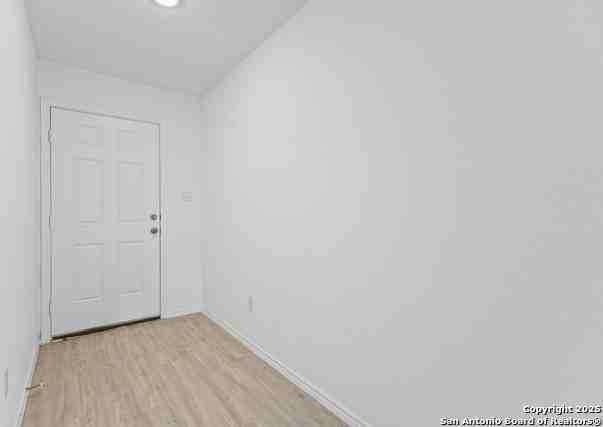 8527 Astral Place - Photo 5 of 25