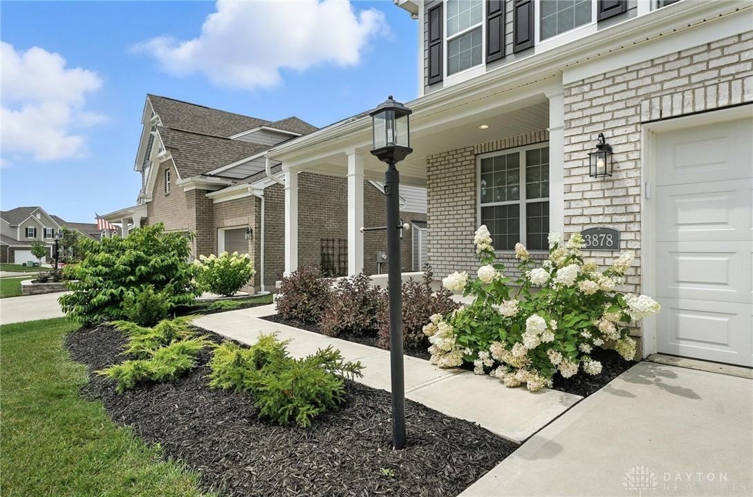 3878 Pepperwell Cir - Photo 3 of 50