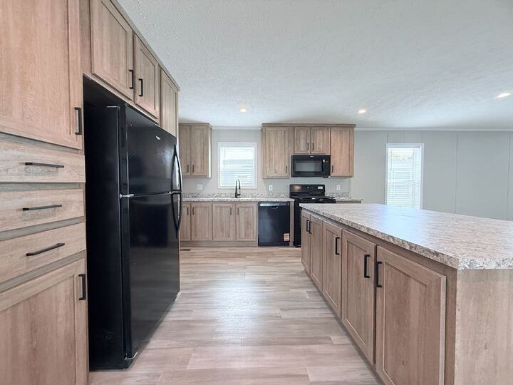 29811 W Essex Ct #114 - Photo 7 of 35