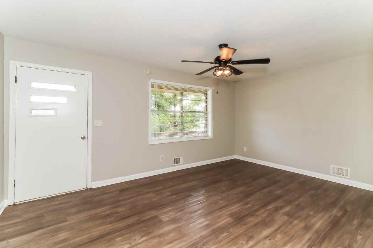 4103 Highway 5 - Photo 7 of 16