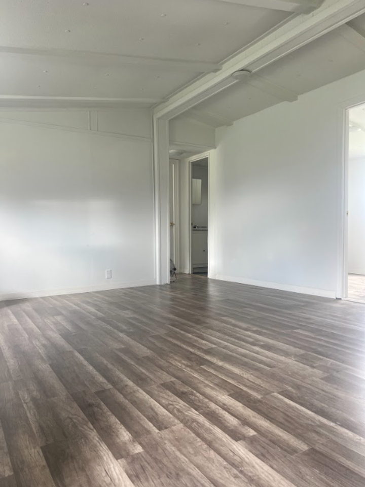 7017 Silver Lake Dr - Photo 2 of 5