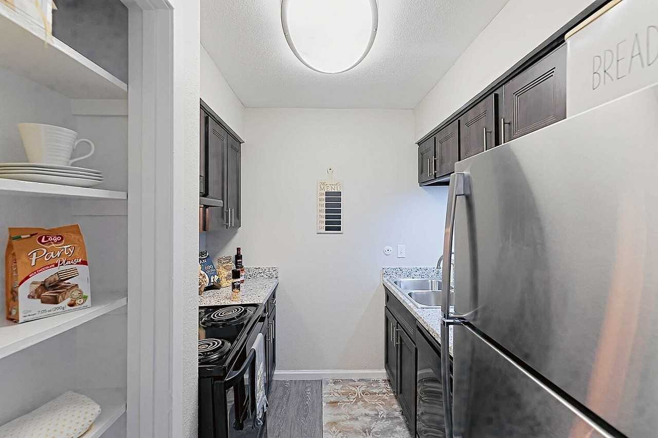 The Park at Sorrento - Texas - Photo 7 of 50