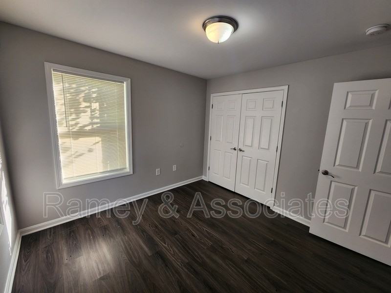 3802 Falcon Crest Dr #125 - Photo 4 of 19