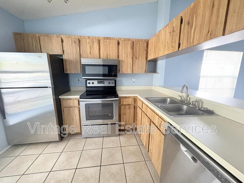 3700 Cuernavaca Ct - Photo 2 of 11