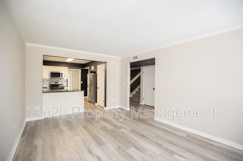 2525 Norris Rd #37 - Photo 4 of 32