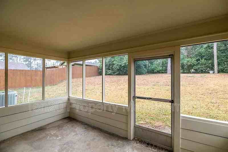 5207 Grady Drive - Photo 4 of 21