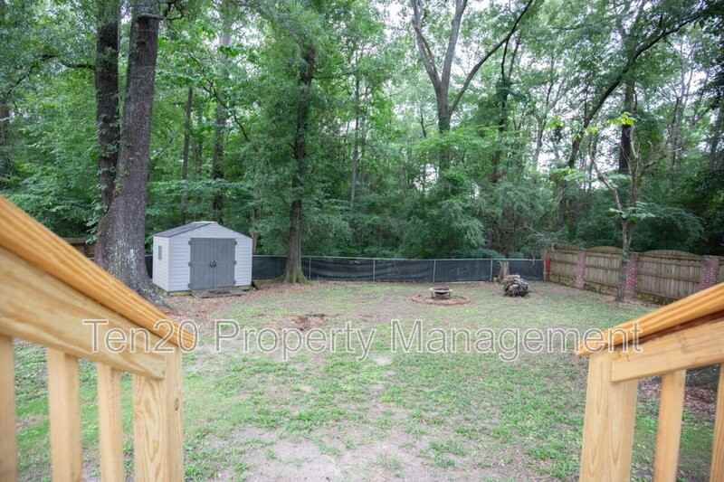 4034 Savannah Dr - Photo 2 of 23