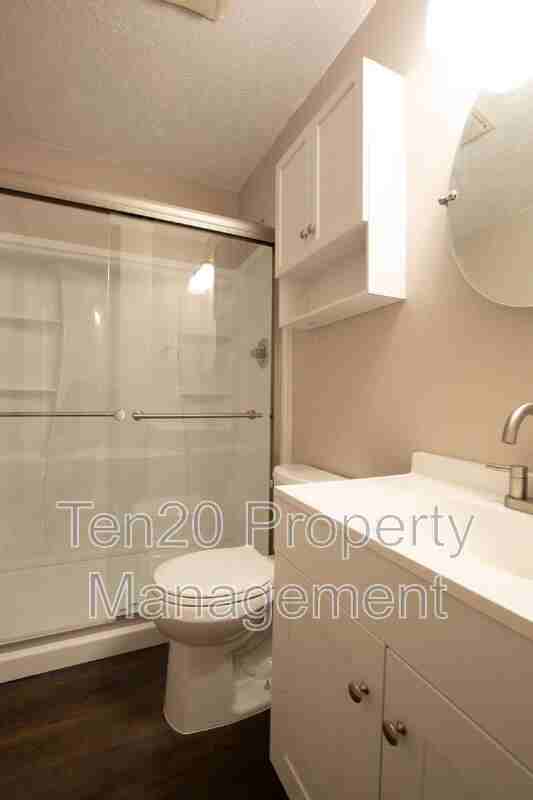 2135 13th St #2 - Photo 3 of 16