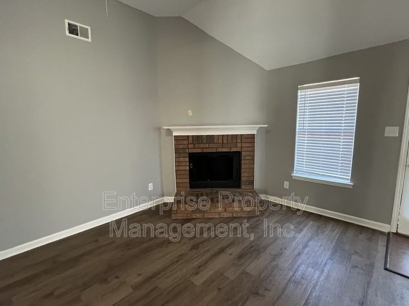 6404 Ragan Farm Dr - Photo 4 of 15