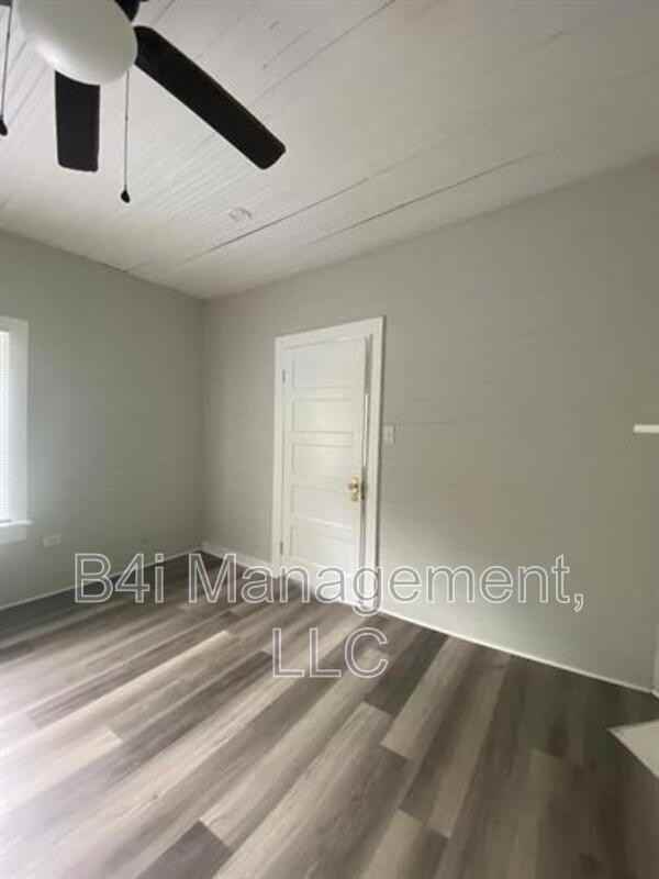 2235 Irwinton Rd - Photo 4 of 17