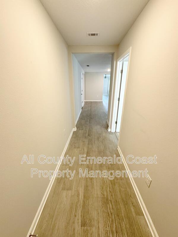 94 American Ct - Photo 5 of 38