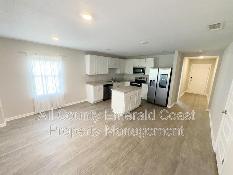 94 American Ct - Photo 7 of 38