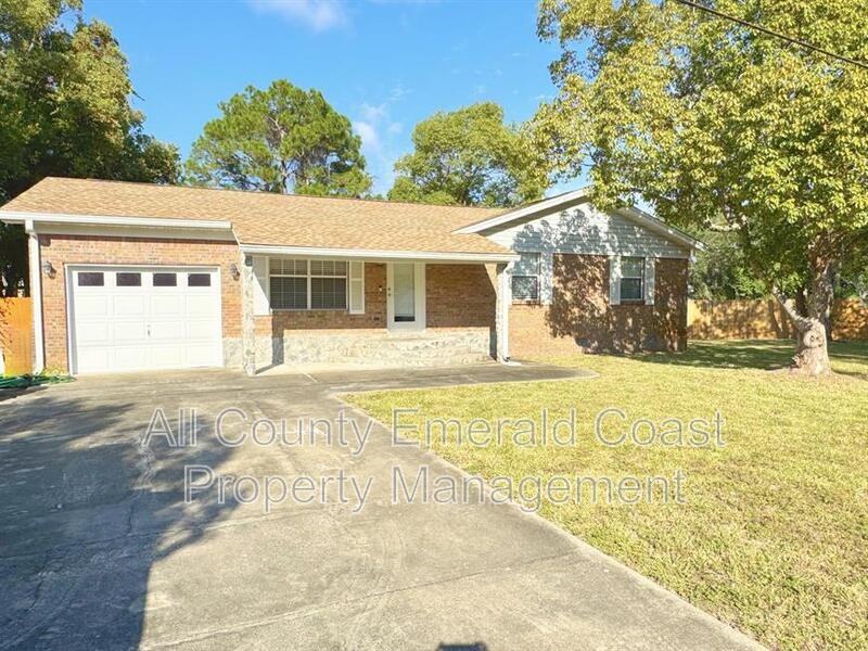 607 Fourth St - Photo 2 of 50