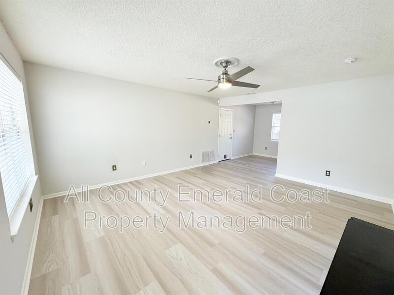 607 Fourth St - Photo 6 of 50