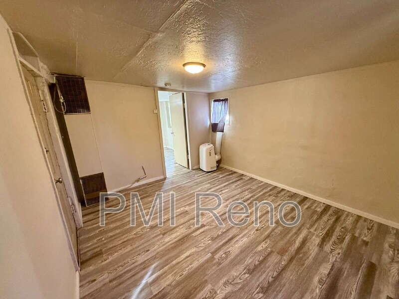 1931 1/2 Valley Rd #B - Photo 2 of 15