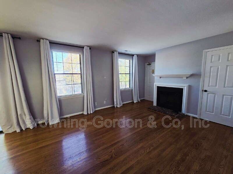 5776 Brentwood Trce - Photo 4 of 10