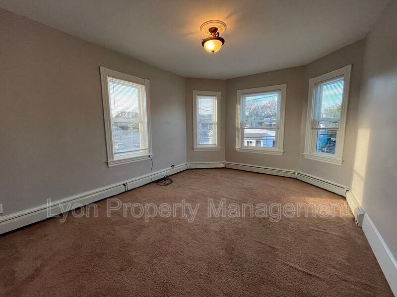 1528A Riverside Ave #2ndFL - Photo 3 of 13