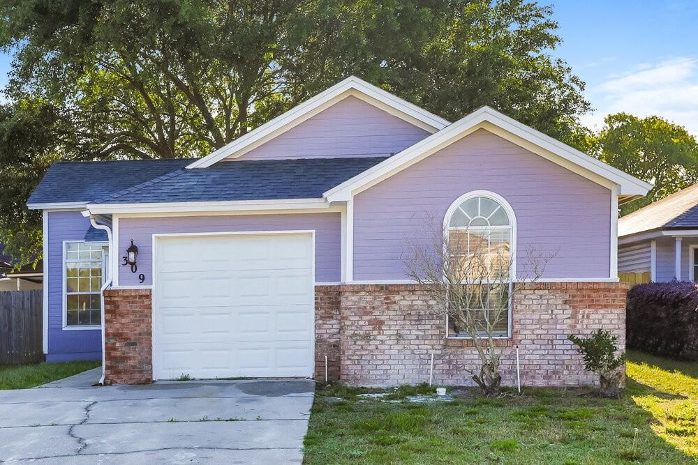 309 Carriann Cove Trail West