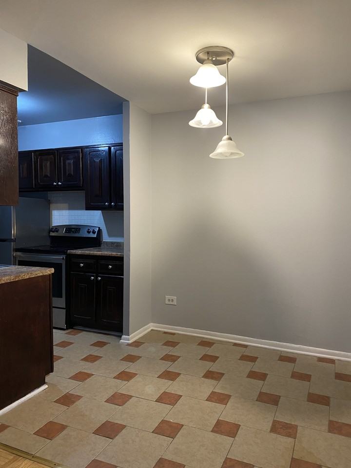 W Thorndale Ave & N Kenmore Ave - Photo 4 of 10