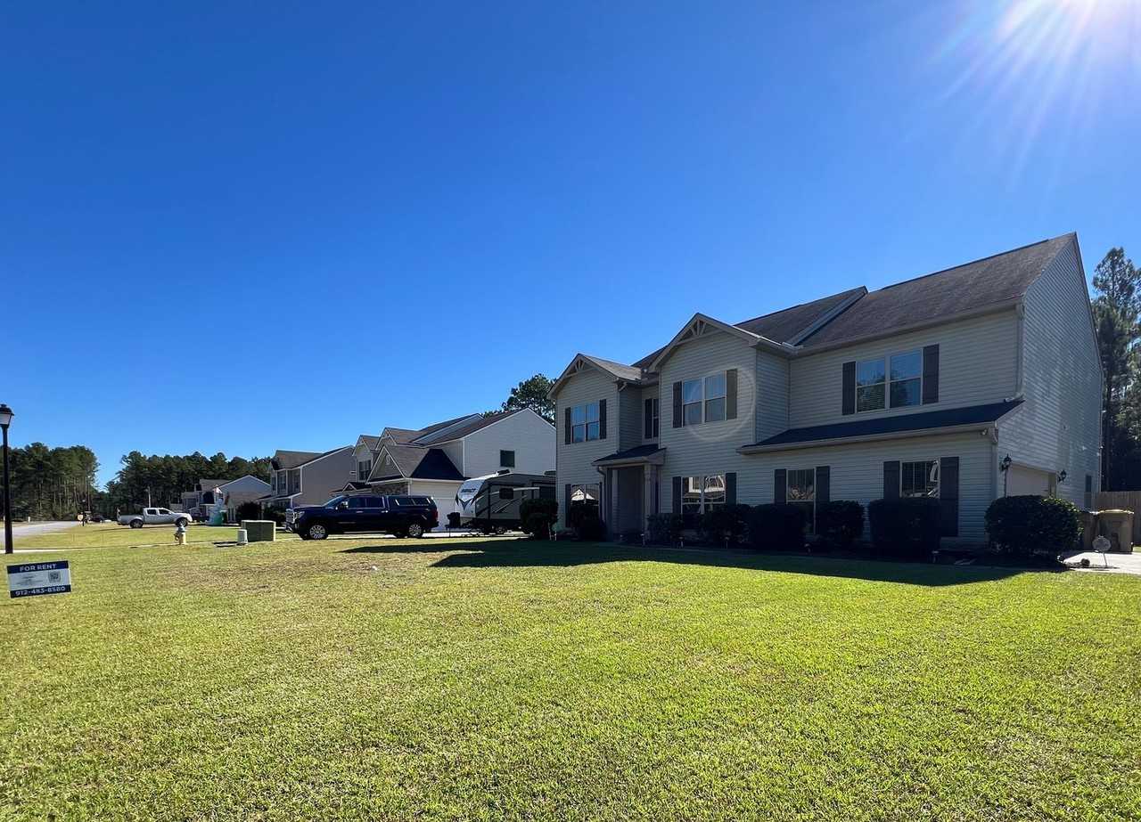 113 Cedar Ridge Dr - Photo 2 of 37