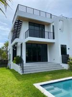 featured image of W Enid Dr & Crandon Blvd