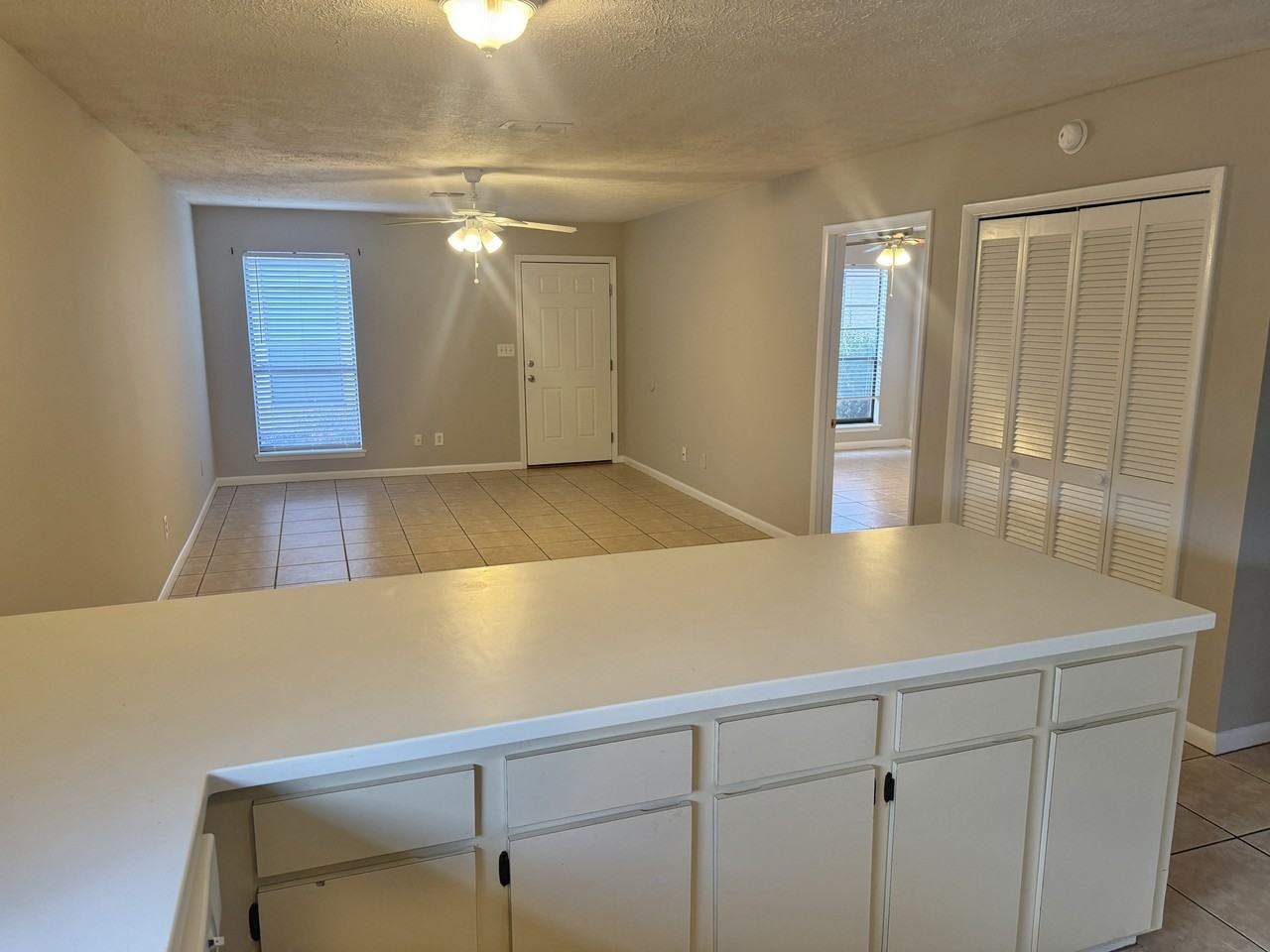 705 C Florida Avenue - Photo 4 of 11