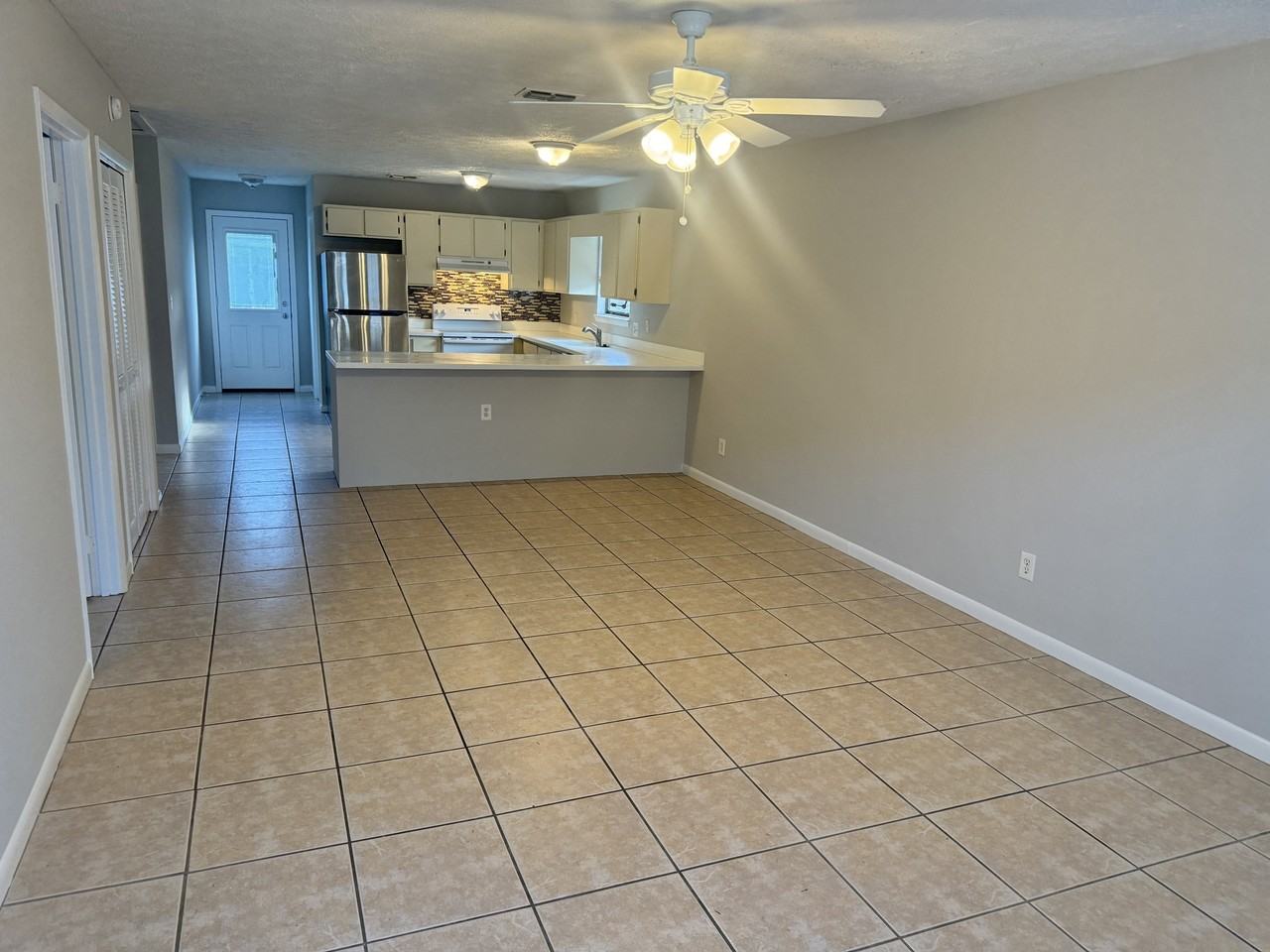 705 C Florida Avenue - Photo 5 of 11