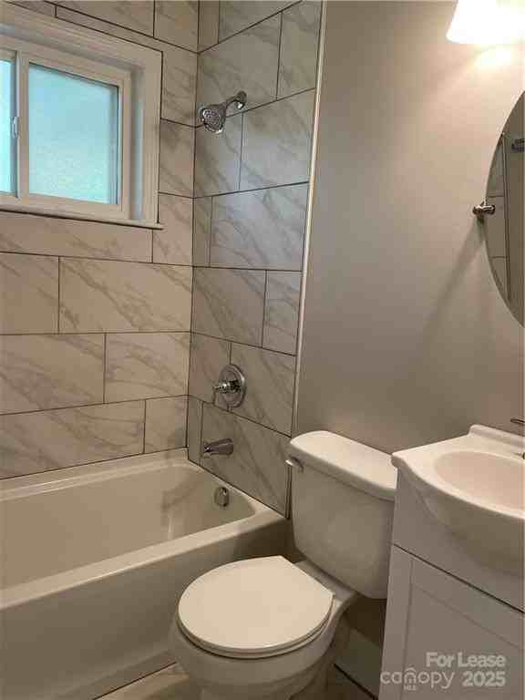 3503 Meredith Avenue - Photo 4 of 6