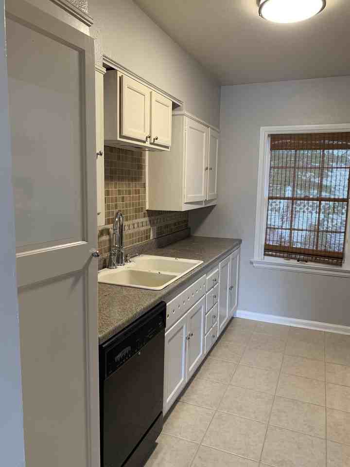 6401 Central Avenue - Photo 3 of 8