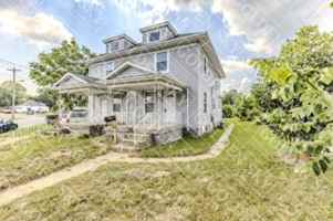 featured image of 1823 Grand Ave