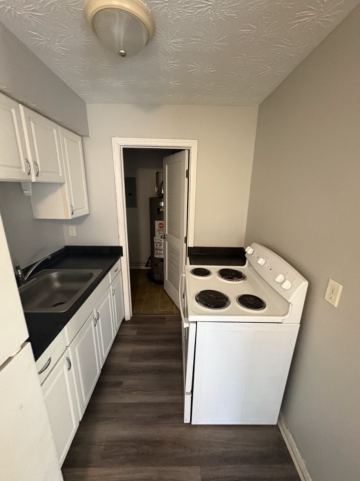 2029 Mayfair Road - Photo 6 of 11