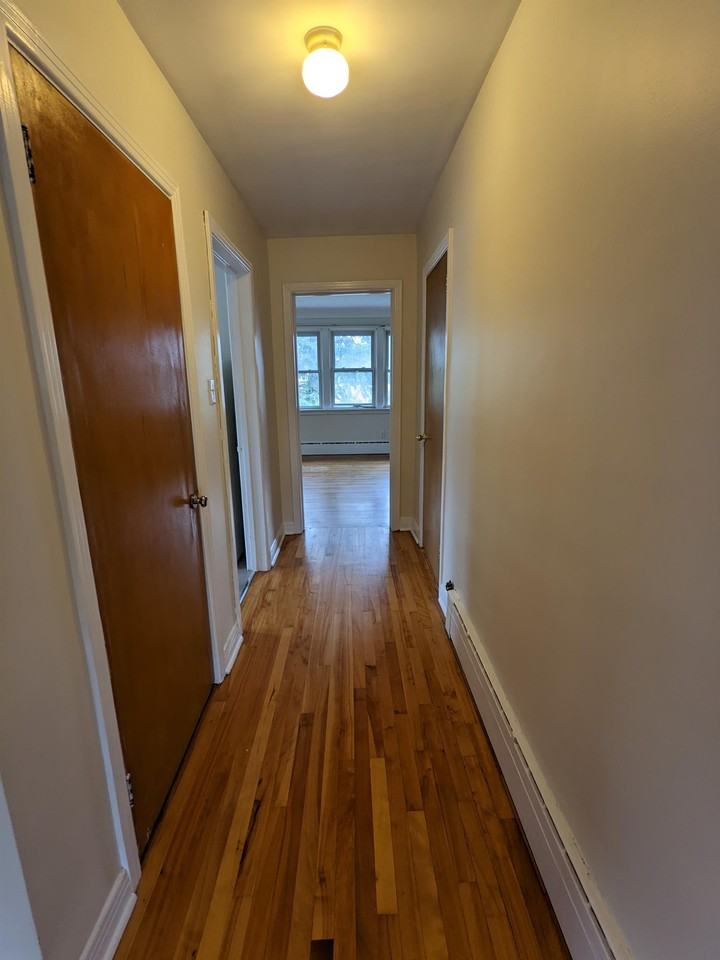1130 Aldea Avenue - Photo 3 of 16