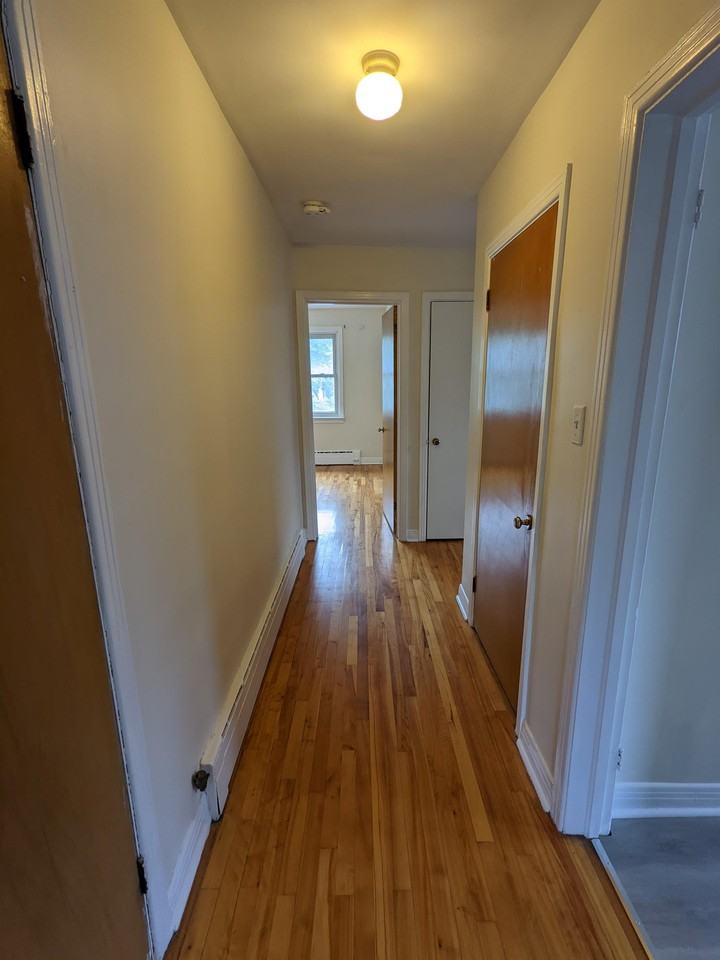 1130 Aldea Avenue - Photo 4 of 16