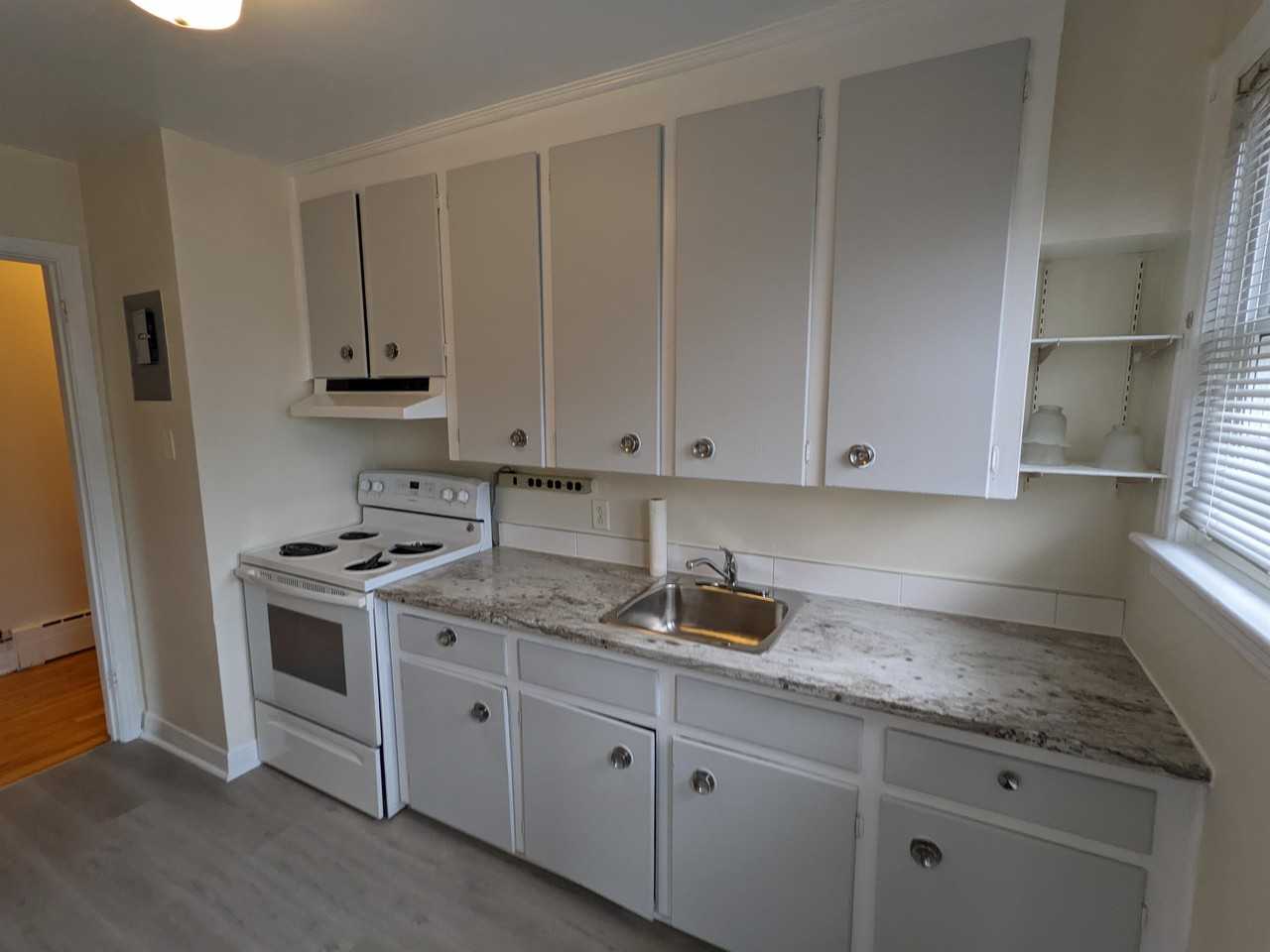 1130 Aldea Avenue - Photo 7 of 16