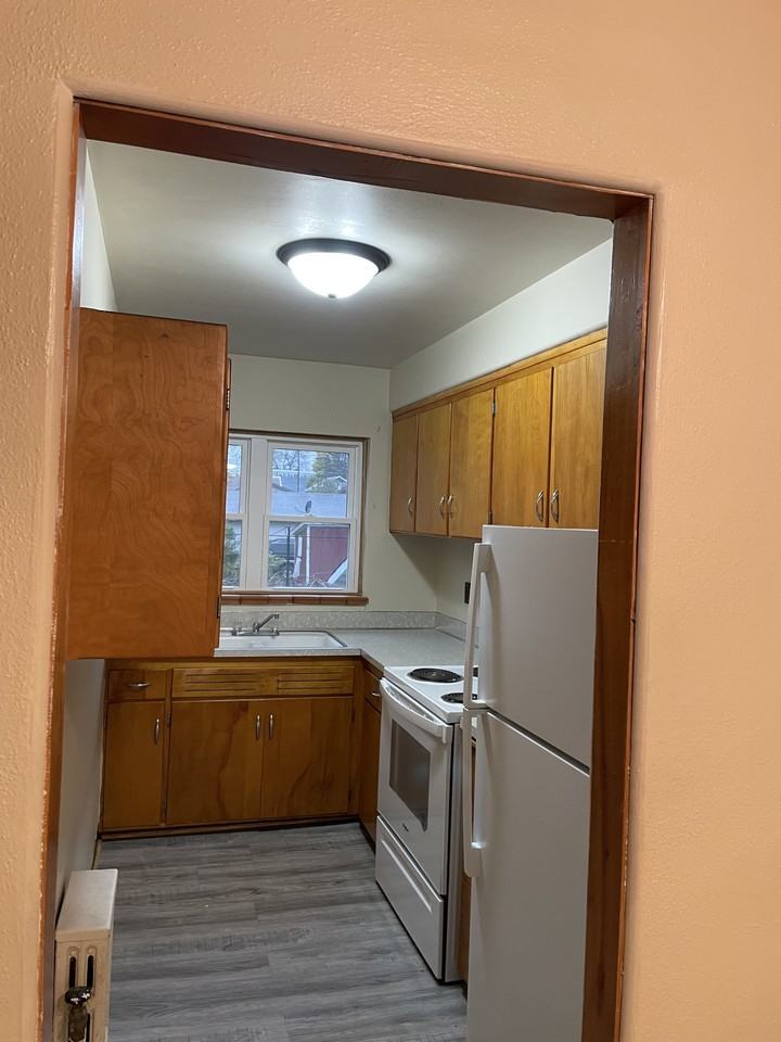 Sundquist Apartments - Photo 2 of 8