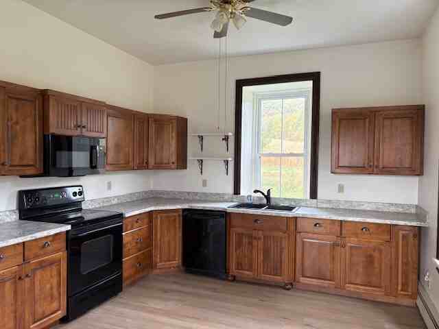 1757 New Rte 100 - Photo 3 of 9