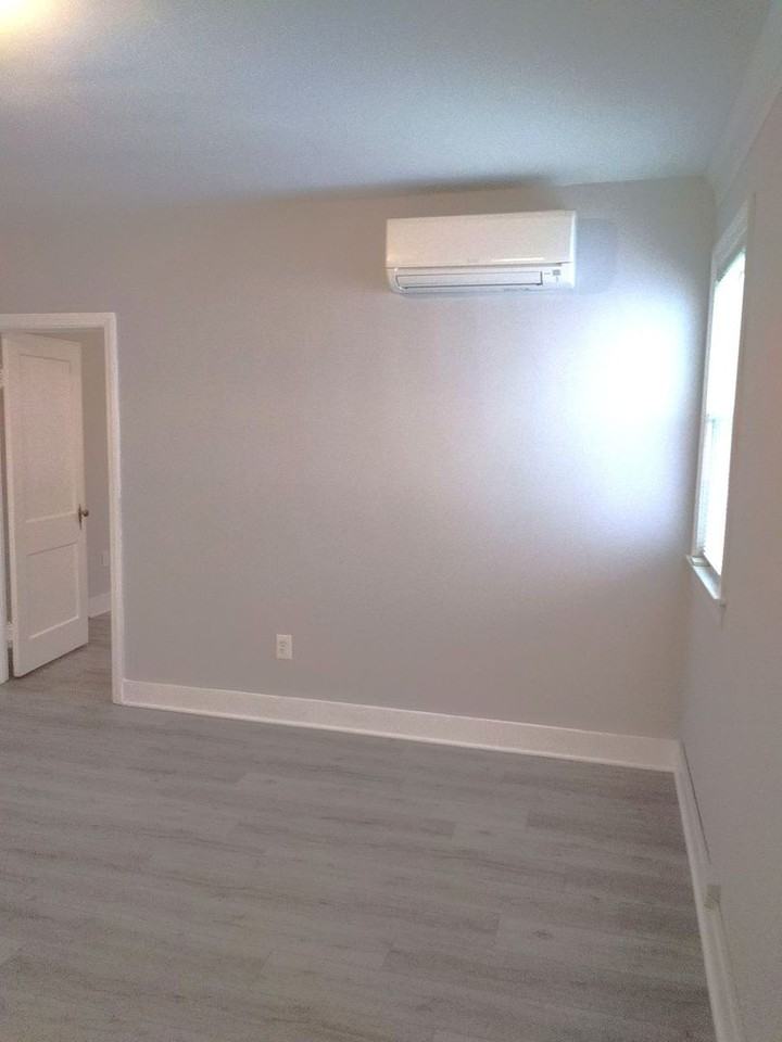 Harborview Apartments - Photo 3 of 30